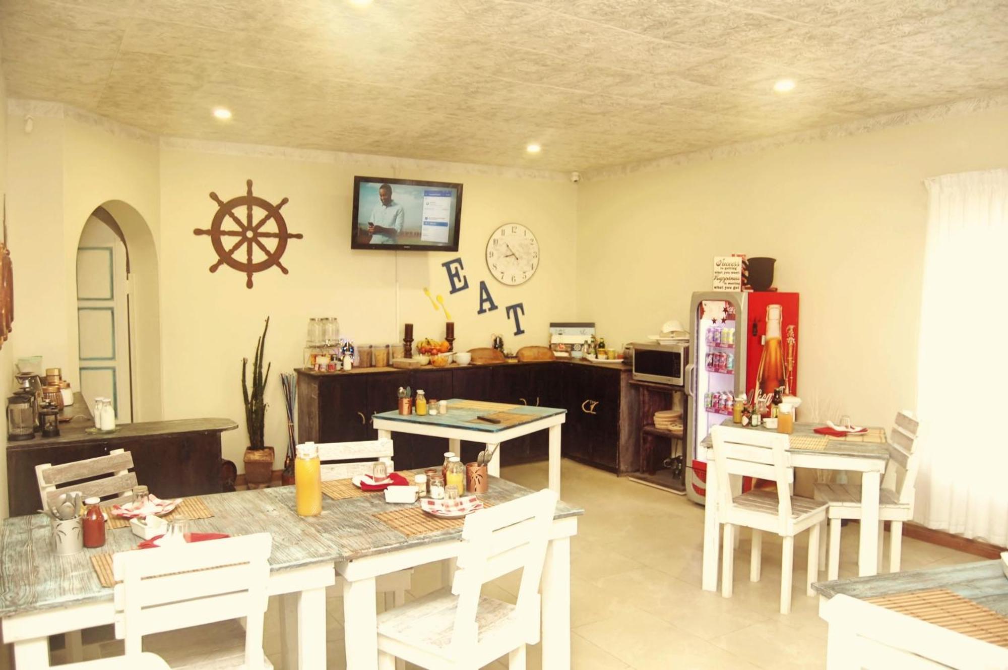 La Casetta Bed & Breakfast Swakopmund Exteriör bild