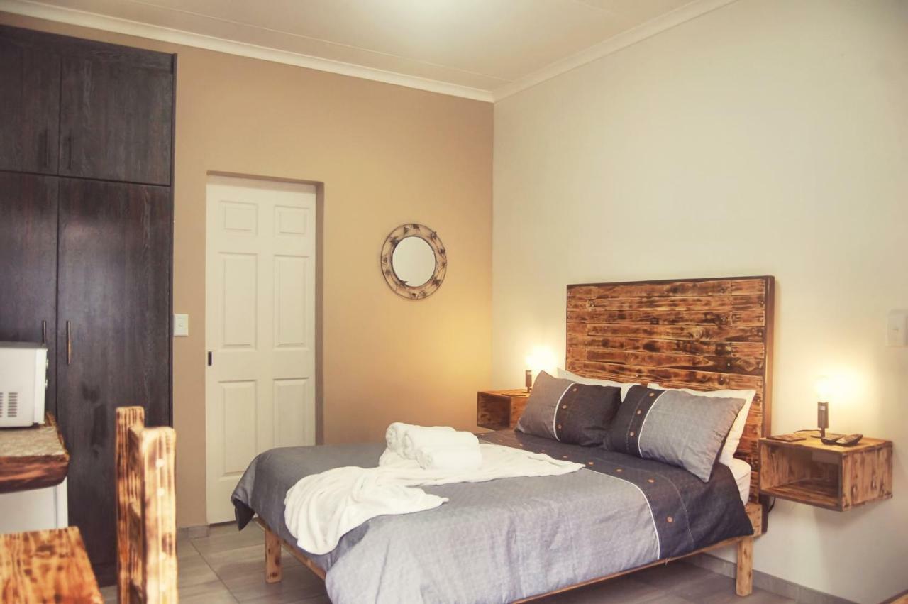 La Casetta Bed & Breakfast Swakopmund Exteriör bild